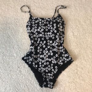 NWOT LandsEnd Lace-Up One Piece Swimsuit